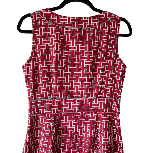 BANANA REPUBLIC | NWOT SLEEVELESS RED GEOMETRIC SHEATH DRESS SPLIT NECK | SIZE 4 - Picture 10 of 11